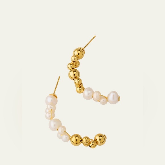 BRAND NEW / UNWORN completed works pearl and gold earrings - Picture 4 of 4